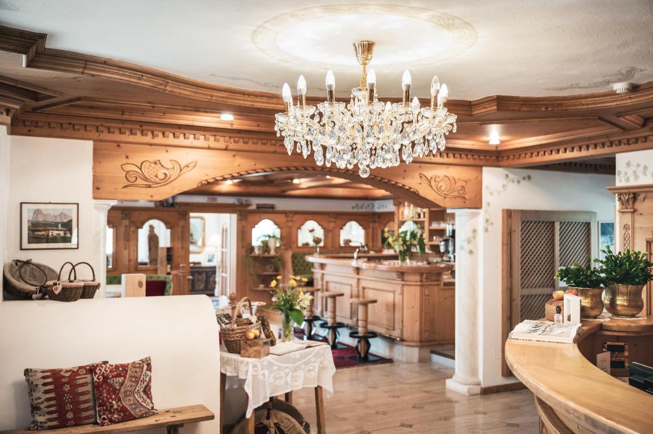 Hotel Chalet Corso ซาน วิจลิโอ ดิ มาเรบเบ ภายนอก รูปภาพ